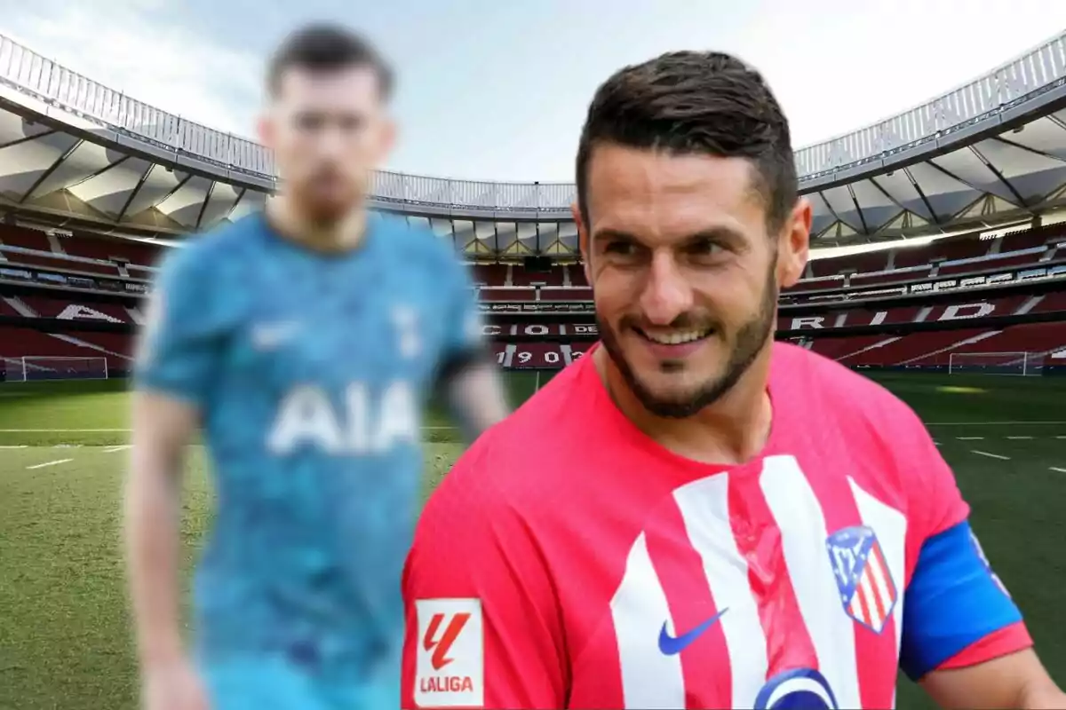 Dos jugadores de fútbol en un estadio, uno con la camiseta del Atlético de Madrid y otro con la camiseta del Tottenham Hotspur.